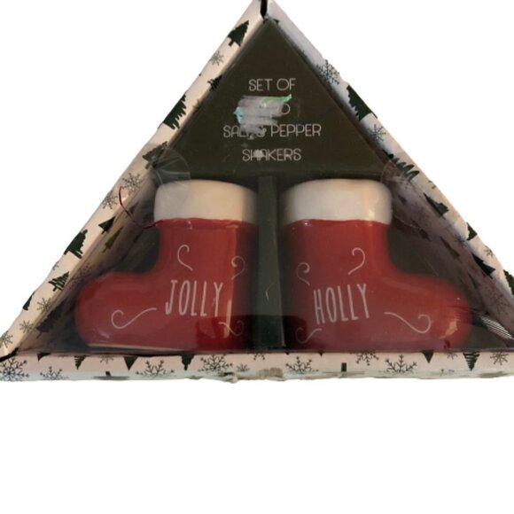 🛒 $9 Christmas Stocking Salt & Pepper Shaker #3610 - Picture 1 of 1